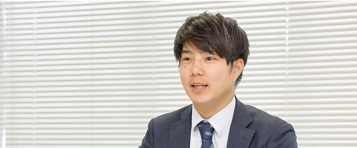 インタビューを受けるH.Sさん